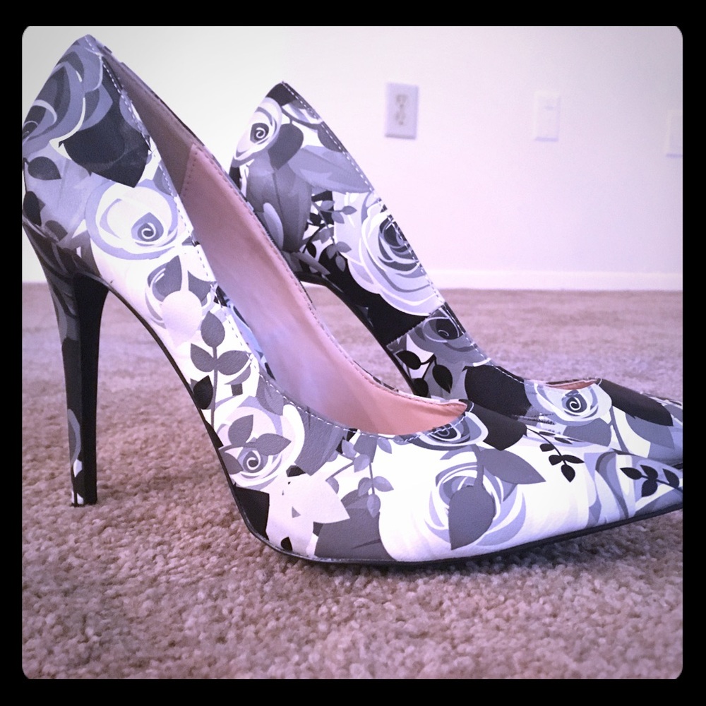 Wild Rose Heels - US Women’s 10